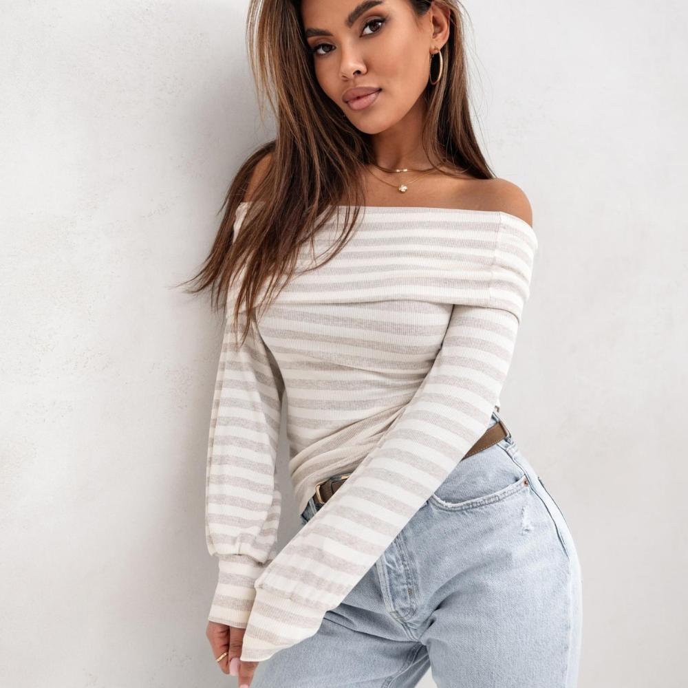 Kolekcja bluzek z długim rękawem dassey.eu dopasowane , body, na co dzień , na imprezę , z dekoltem.