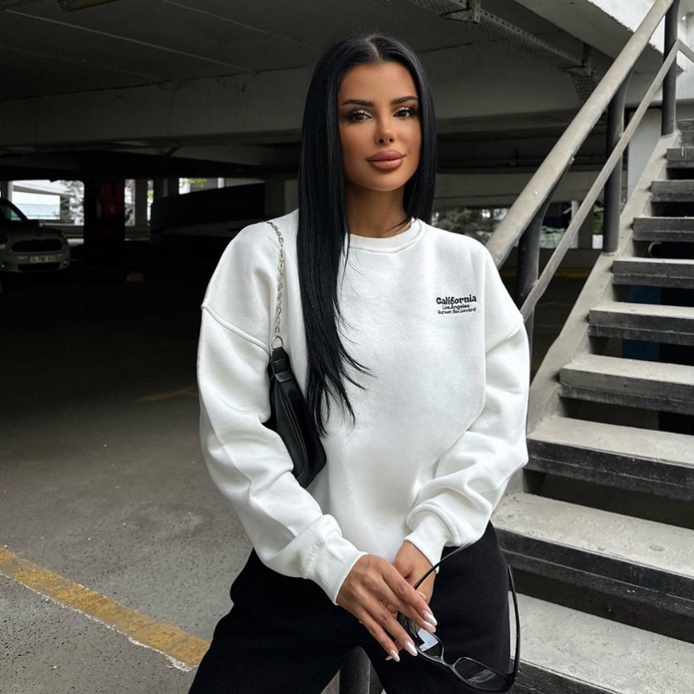 Kolekcja bluz bez kaptura dassey.eu oversize , bawełniane , na co dzień.