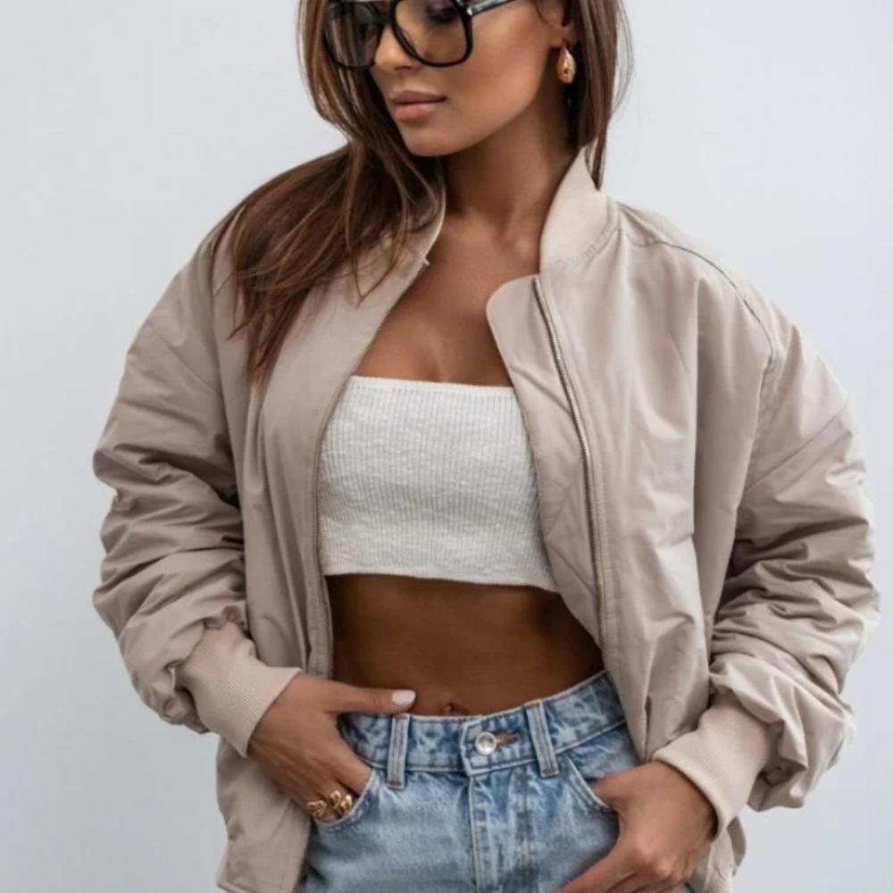 Kolekcja kurtek dassey.eu zimowe , jesienne , bomberki , puchowe , długie , krótkie.